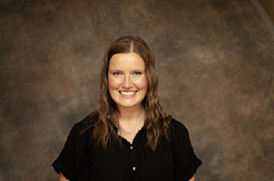 Elly, Occupational Therapist