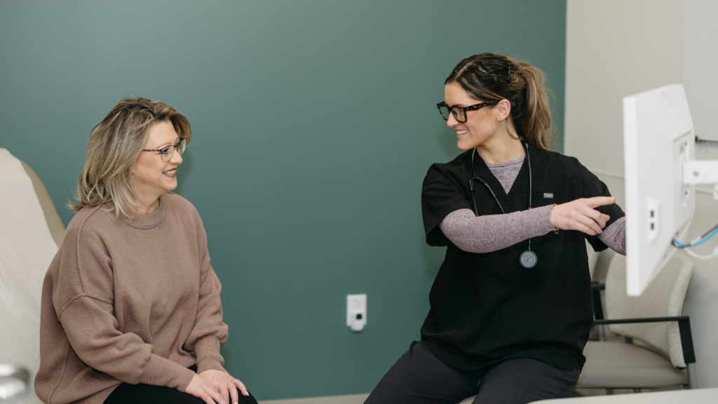 patient with nurse practitioner